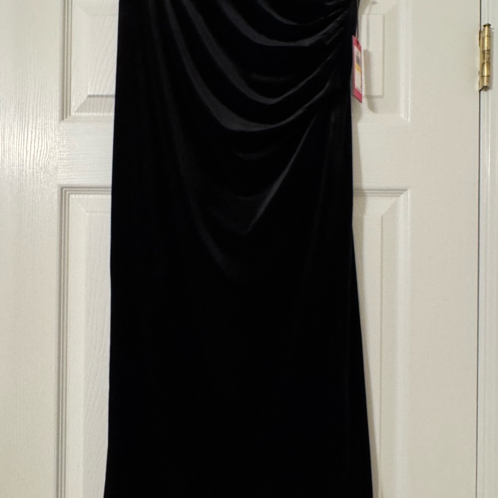 Elegant Black Women's Skirt